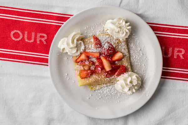 Strawberry Crêpe