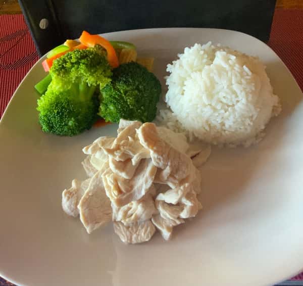 Steamed Chicken and Mixed Veggies with Rice