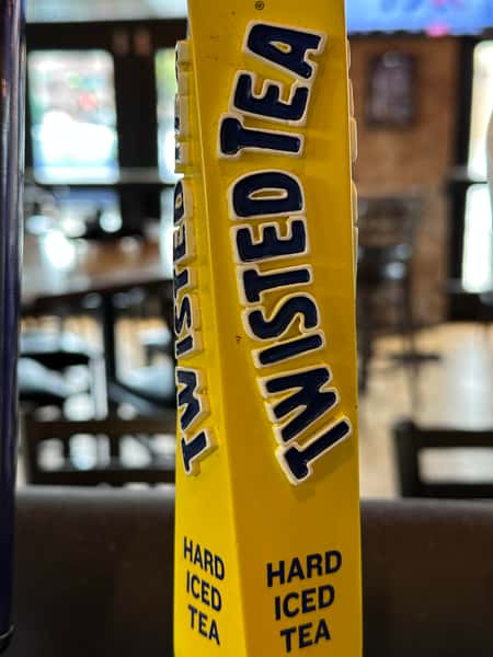 Twea – Twisted Tea Hard Iced Tea