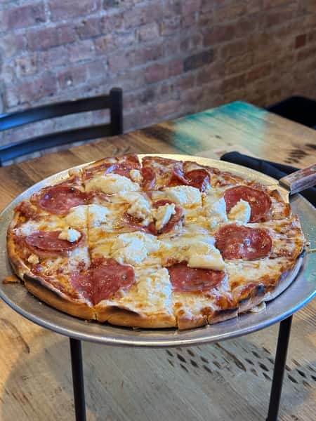 Hot Honey Pizz