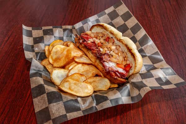 sandwich and chips