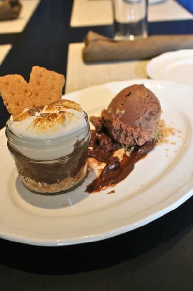 S'mores {n} More