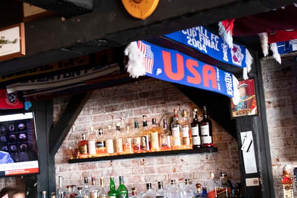 bar