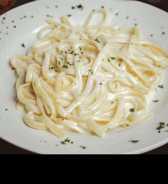 * Fettuccini Alfredo