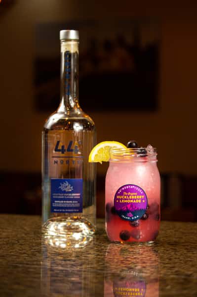 HUCKLEBERRY LEMONADE