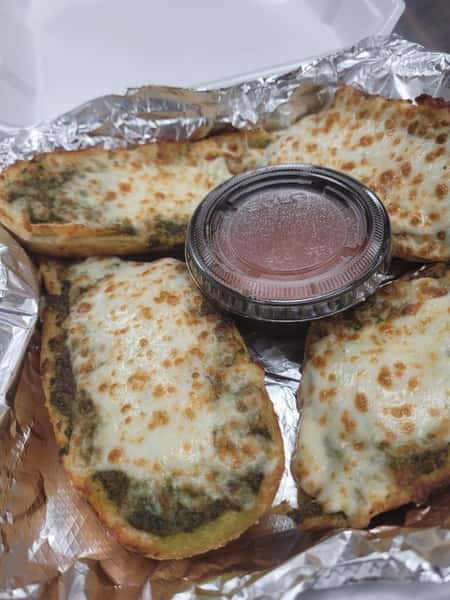 Pesto Garlic Cheese Bread