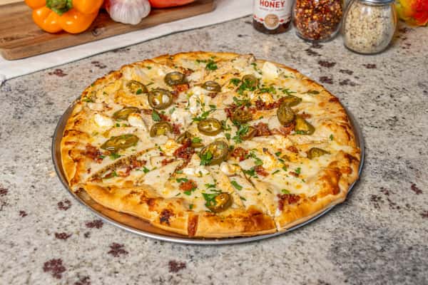 Small Spicy Chicken Alfredo Pizza