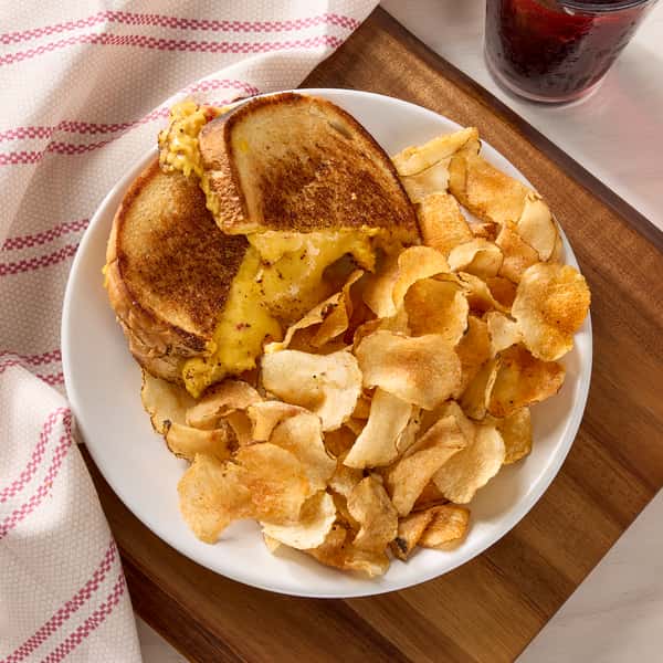 Grilled Pimento Cheese Sandwich