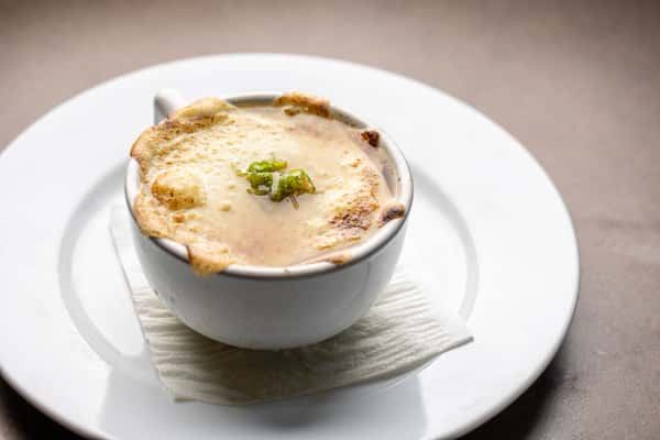 Maui Onion Soup