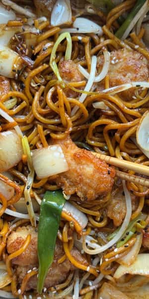 Chicken Lo Mein