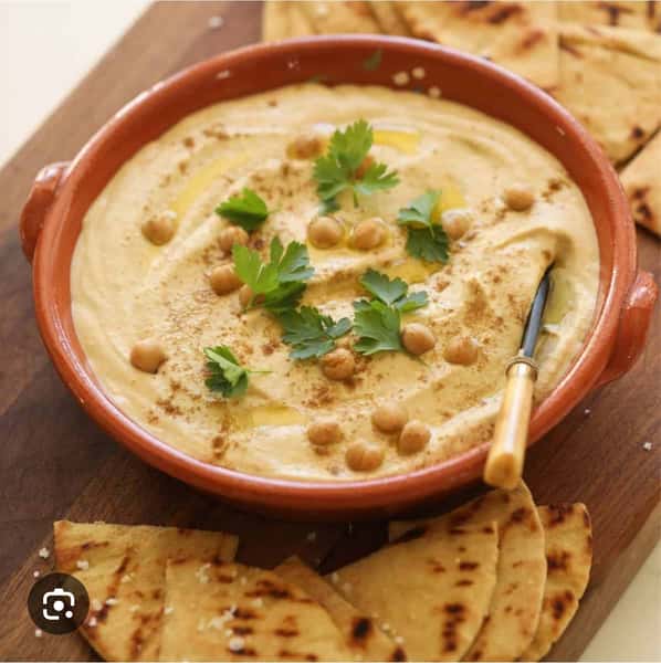 hummus & pita