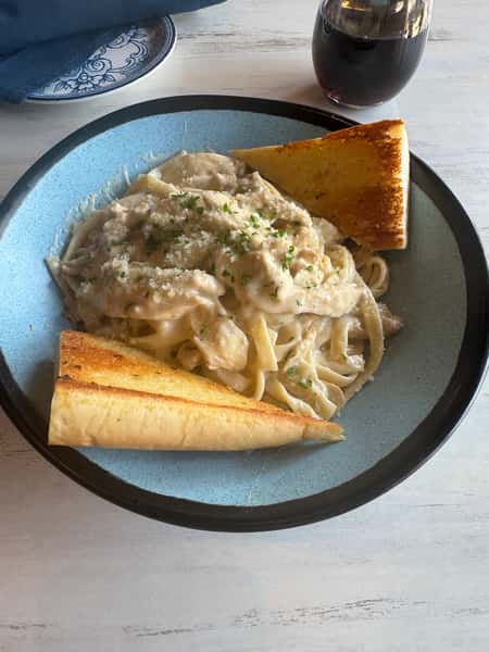 Chicken Fettuccine Alfredo