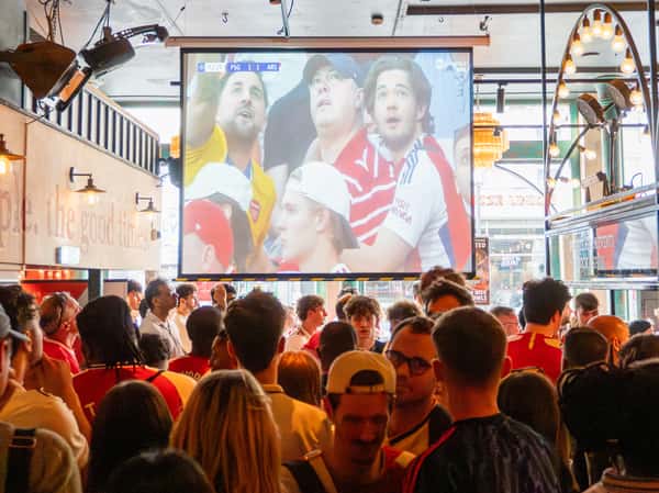 World Cup Crowd 2