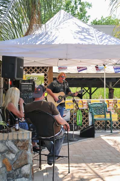 gator bay singer