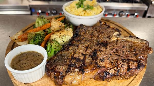 Porterhouse, Bone-In 22oz