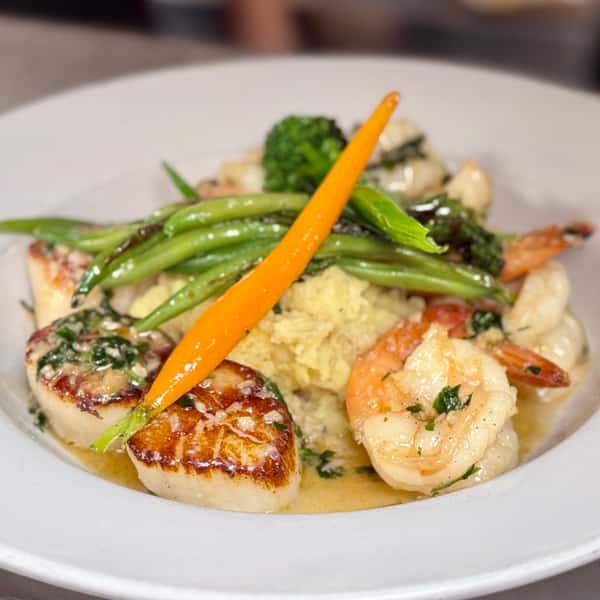 Scallops (3) & Prawns (5)