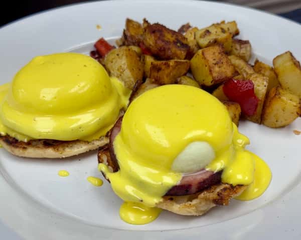 Classic Eggs Benedict
