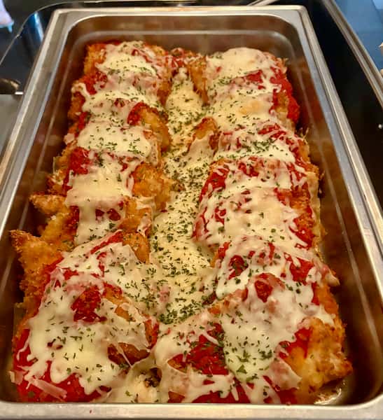 chicken parmesan in chafing dish