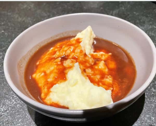 Mash Potatoes w/ Gravy