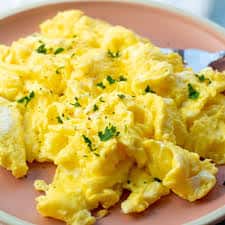 Scrambled Eggs Tray (Feeds 8-10)
