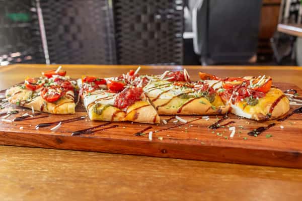 Margherita Flatbread