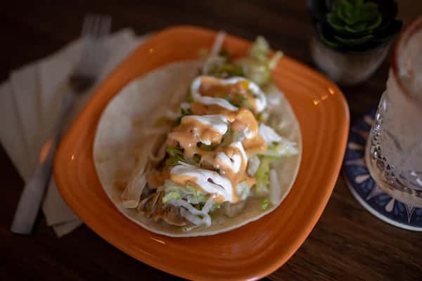 CHICKEN TACO