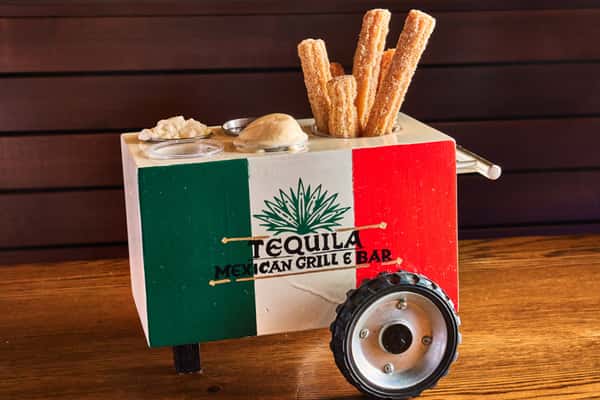 Family churro Car