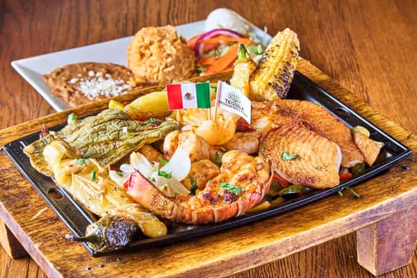 Parrillada de Mariscos (For 1)