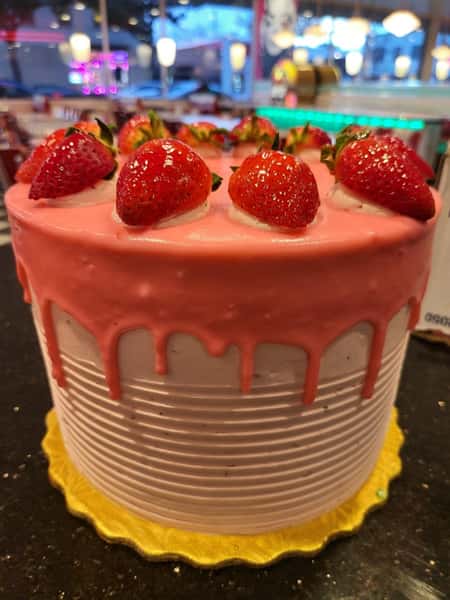 Strawberry Diva (with Poppyseed) Whole Cake