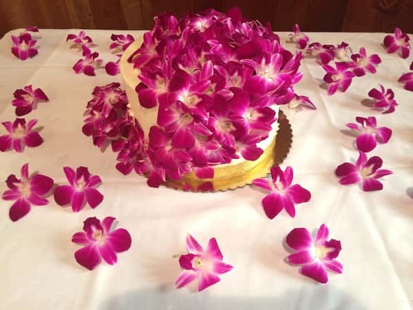 cake with flowers