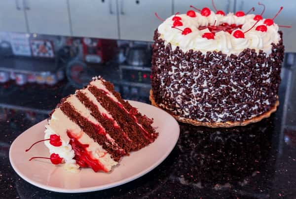 Black Forest Whole Cake