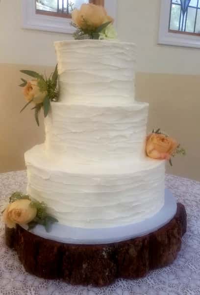 cake with roses