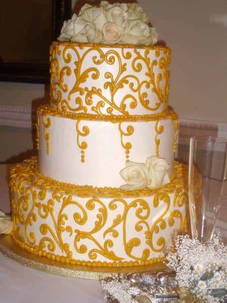 cake with gold frosting