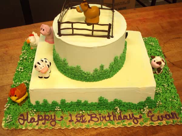 farm animal cake