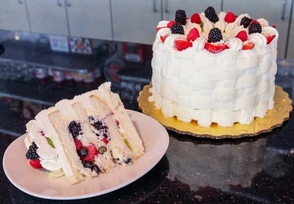 Fruit Basket Whole Cake/Torte