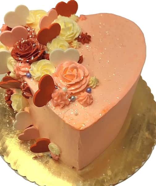 ABSOLUTELY GORGEOUS INTRICATLY DECORATED TALL HEART CAKE FOR VALENTINES!