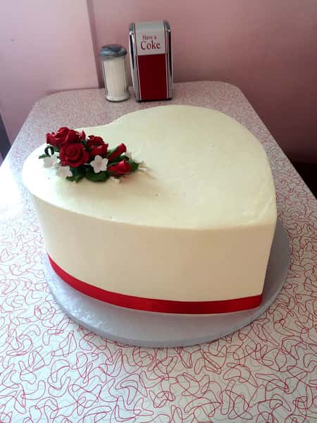 white heart cake