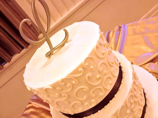 white cake