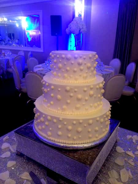 white cake