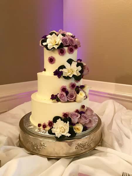 cake with flowers