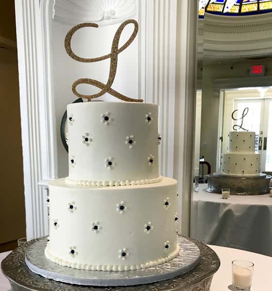 white cake