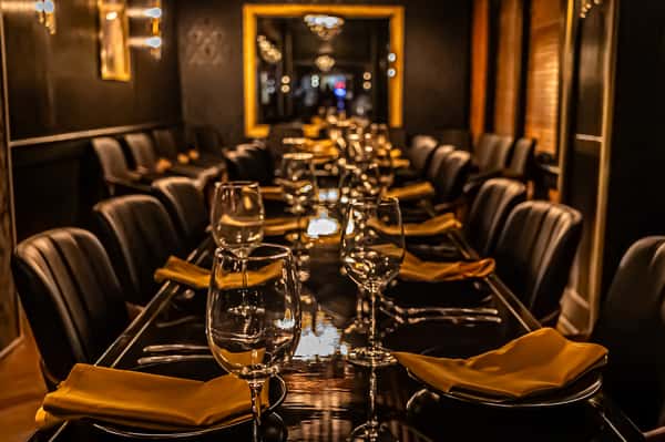 table set for private dining at Liam's Steakhouse
