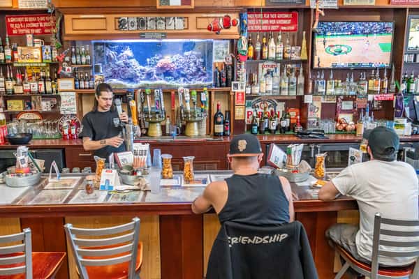 Rocco's Bar