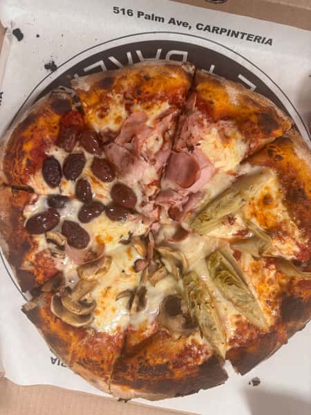 Quatro Stagione Pizza