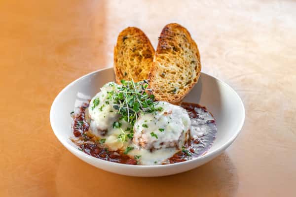 Meatballs and Garlic Bread