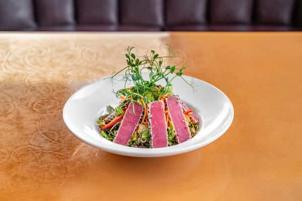 Sesame Seared Rare Ahi Tuna Salad
