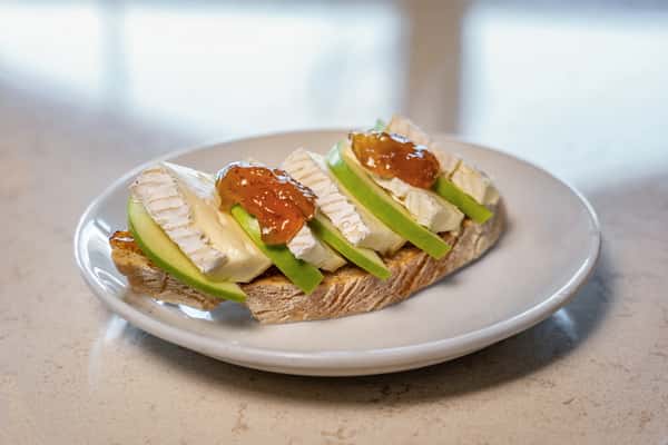 Brie & Apples