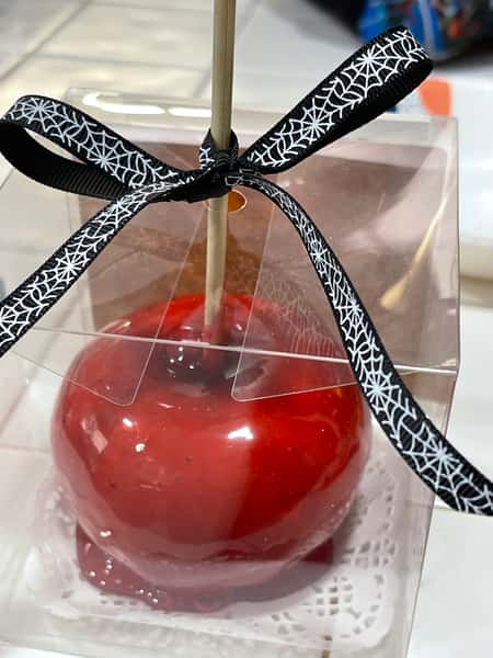 Candy apple as a gift