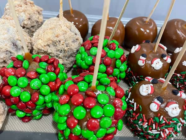 Variations of candy pops