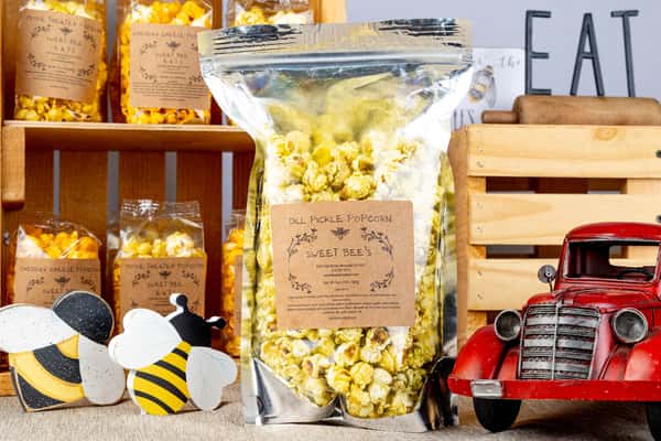 Dill pickle popcorn 